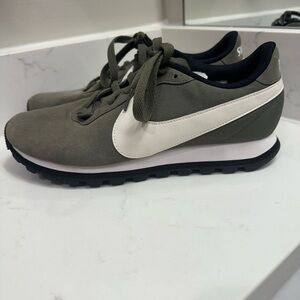 Nike Shoes Womens